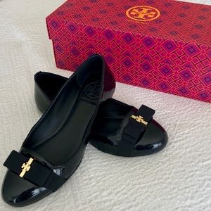 Tory Burch Trudy Smoking Slipper Black Patent 5.5